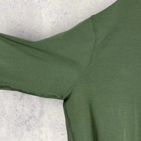 Lululemon Back In Action Long Sleeve Dress Green Shift Oversized Casual Size XL - Picture 8 of 11